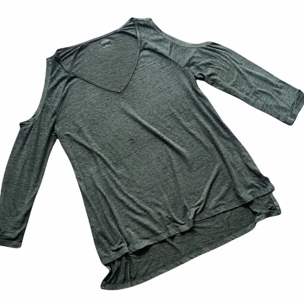 a.n.a A New Approach Top! - Picture 1 of 9